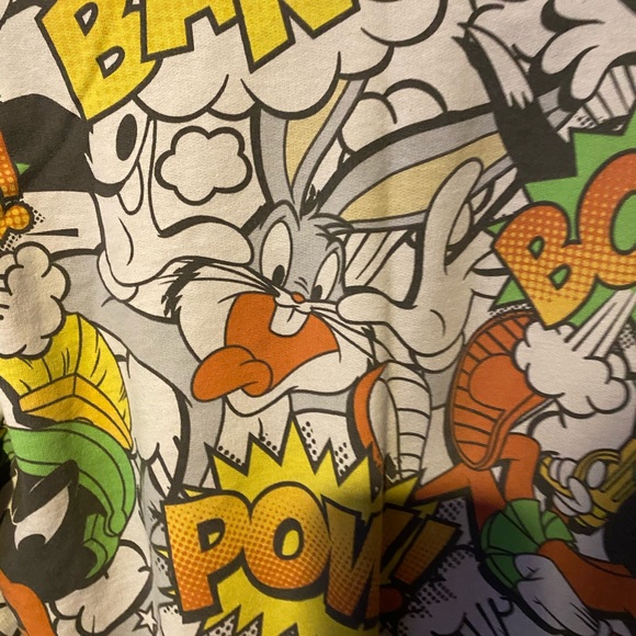 Preowned Looney Tunes Crew neck - Picture 4 of 5